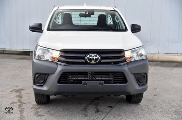 2023 Toyota Hilux 4x2 Workmate image 5