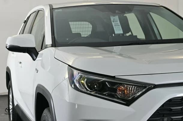 2021 Toyota Rav4 Hybrid GX AWD image 4