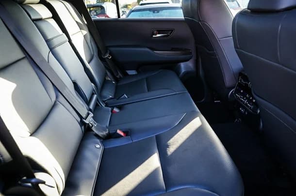 2023 Toyota Landcruiser VX image 10
