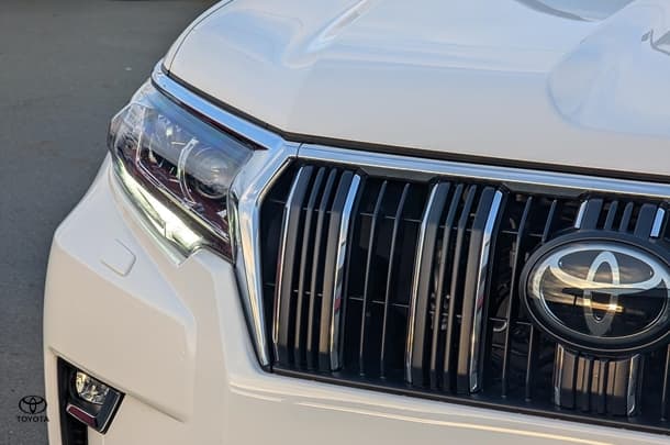 2021 Toyota Prado GXL image 12