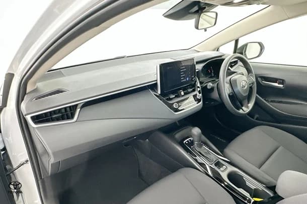 2023 Toyota Corolla Sedan Hybrid Ascent Sport image 17