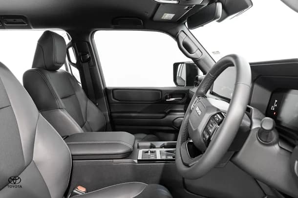 2024 Toyota Prado GXL image 26