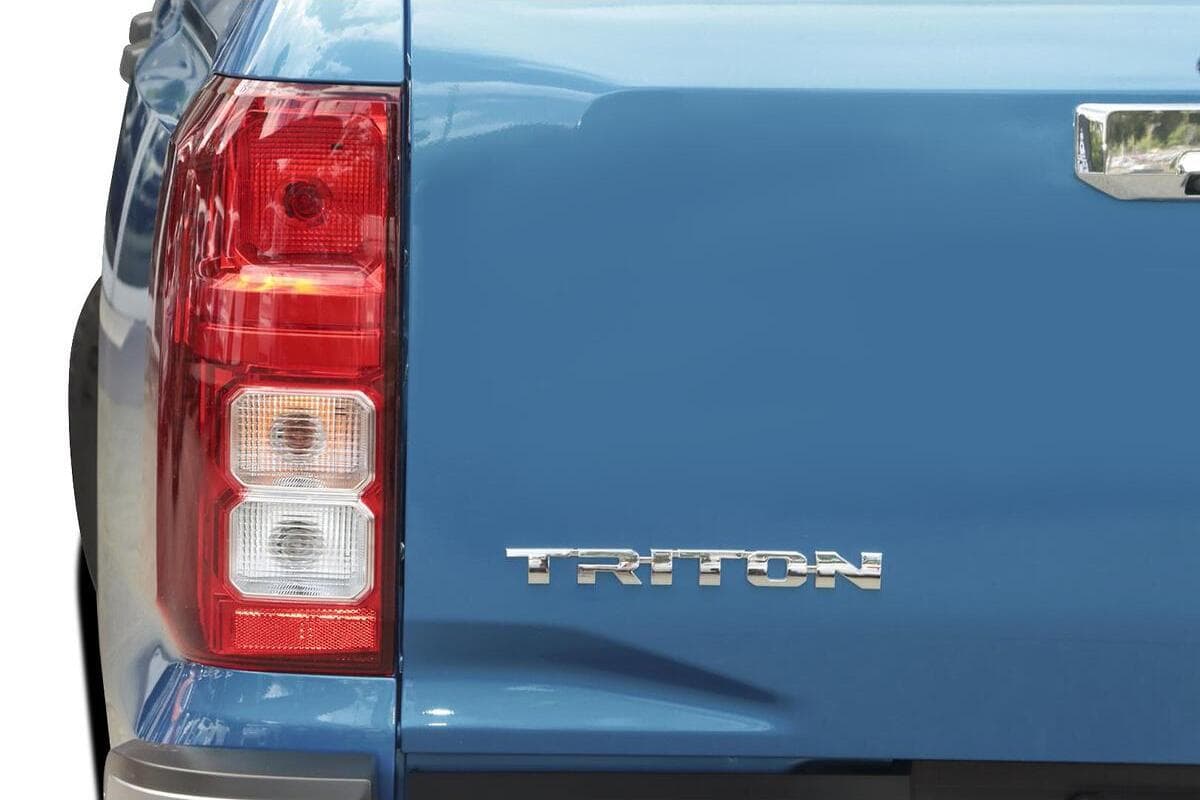 2025 Mitsubishi Triton GLX+ MV Auto 4X4 MY25 Double Cab image 15
