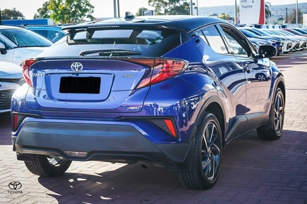 2023 Toyota C-HR Koba AWD image 8
