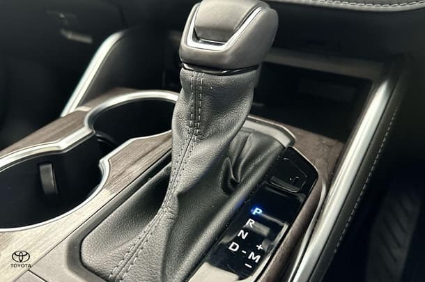 2023 Toyota Kluger 4x2 GRANDE image 29