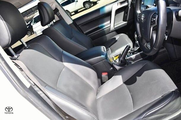 2022 Toyota Prado VX image 10