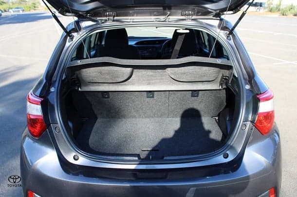 2019 Toyota Yaris Ascent image 18