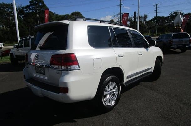 2018 Toyota Landcruiser Sahara image 25
