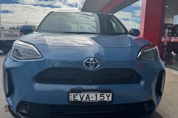 2022 Toyota Yaris Cross Hybrid GXL image 3