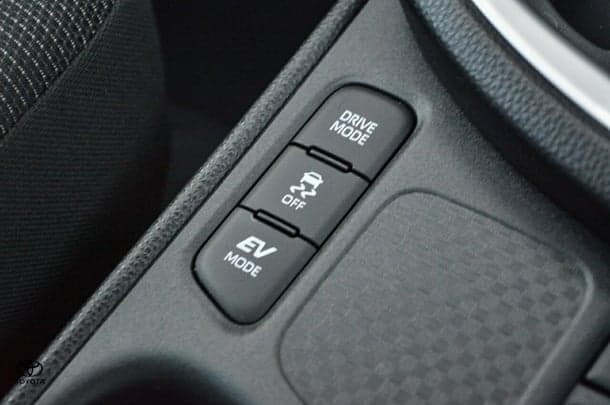 2023 Toyota Yaris Cross Hybrid GXL image 16