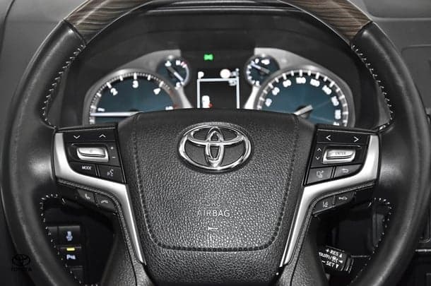 2023 Toyota Prado Kakadu image 16