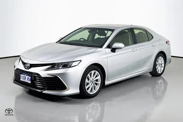 2023 Toyota Camry Ascent image 4