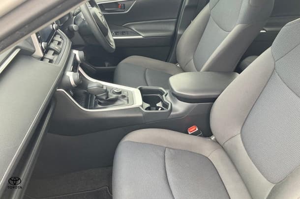 2020 Toyota Rav4 Hybrid GX AWD image 12