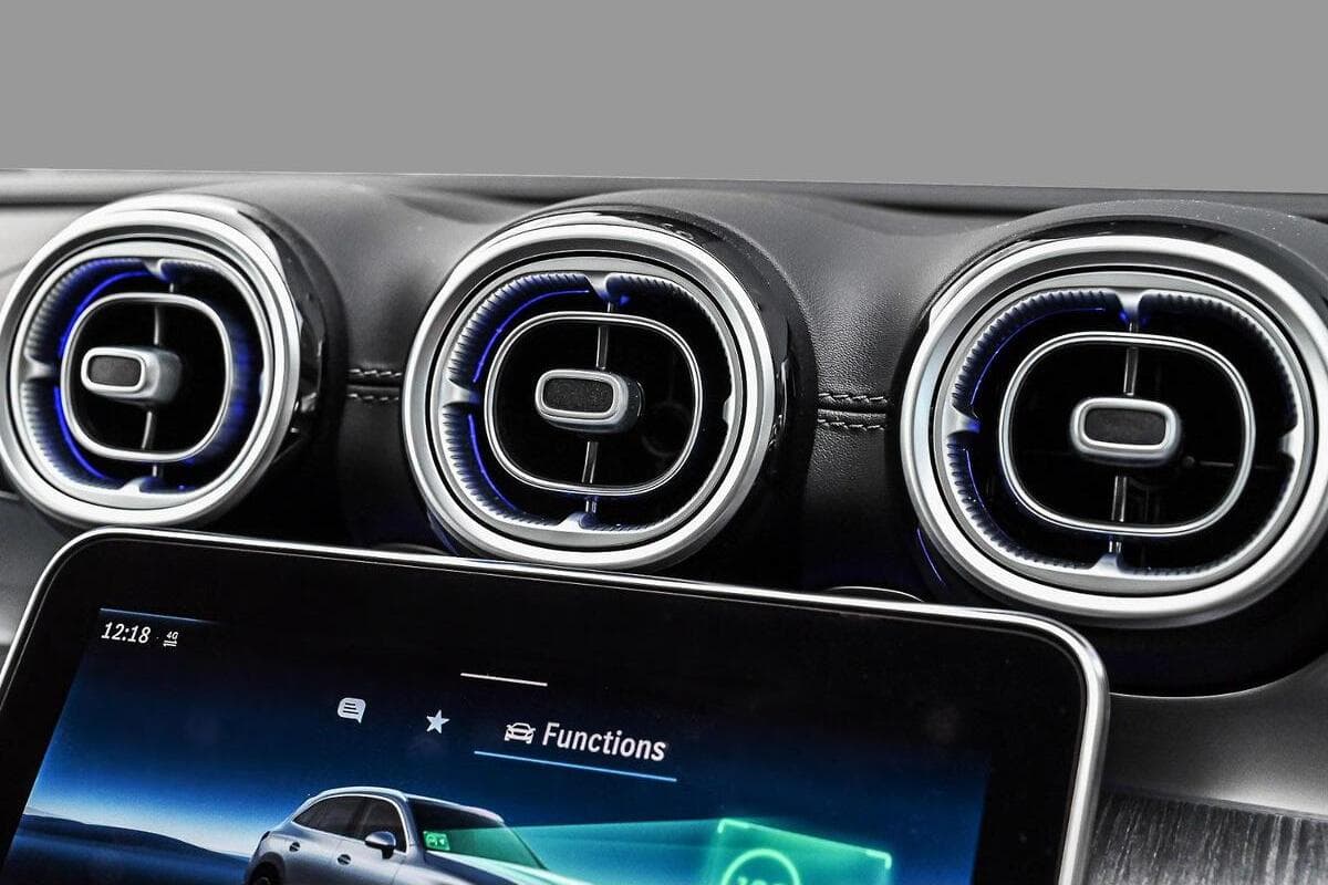 2024 Mercedes-Benz GLC-Class GLC300 Auto 4MATIC image 15