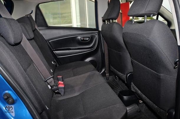 2019 Toyota Yaris Ascent image 8