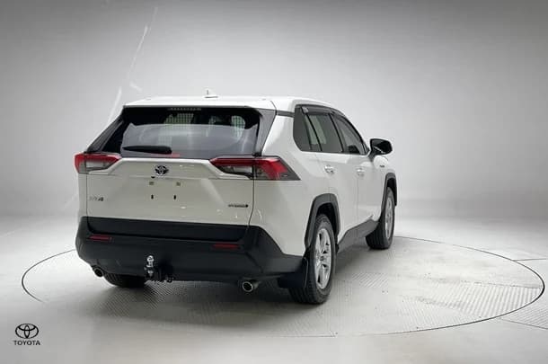 2021 Toyota RAV4 Hybrid GX AWD image 2