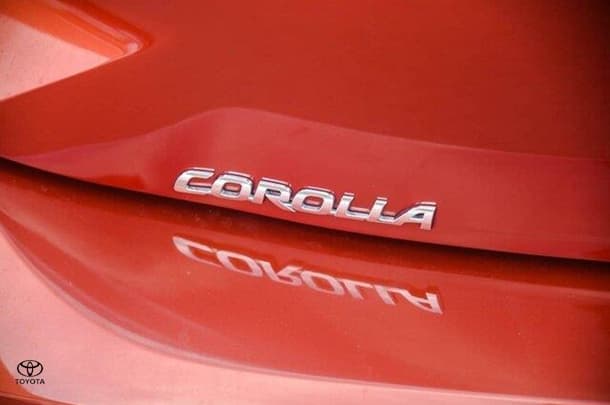 2018 Toyota COROLLA Ascent Sport image 16