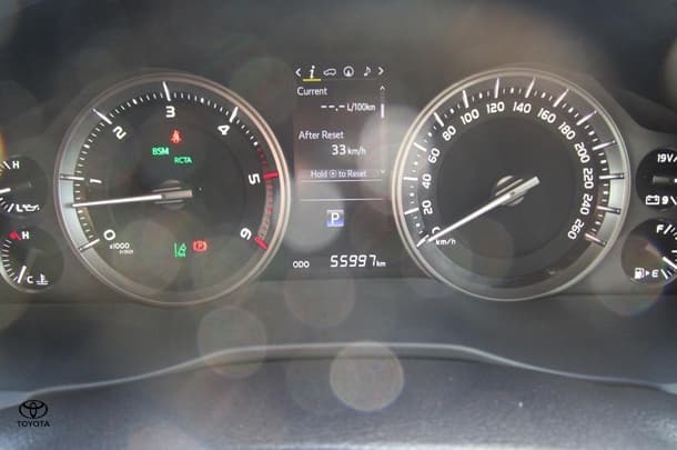 2018 Toyota Landcruiser Sahara image 13