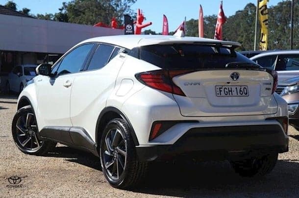 2020 Toyota C-HR Koba image 3