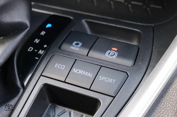 2022 Toyota RAV4 GX-2WD image 18