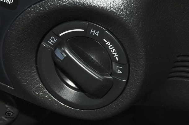 2023 Toyota Hilux 4x4 Rogue image 13