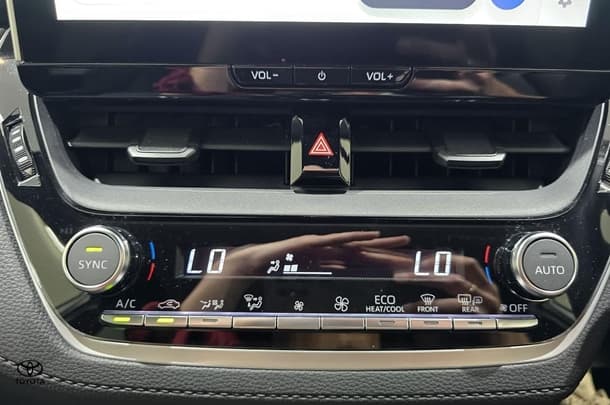 2023 Toyota Corolla Cross Petrol GXL image 20