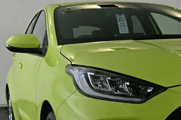 2020 Toyota Yaris SX image 4