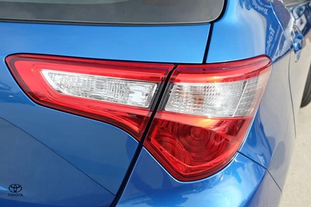 2019 Toyota Yaris Ascent image 19