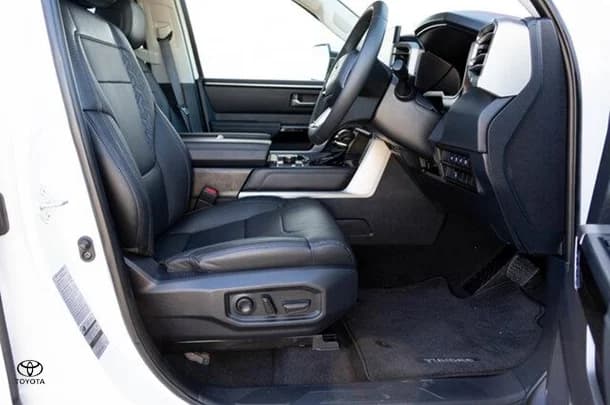 2023 Toyota Tundra Limited image 11