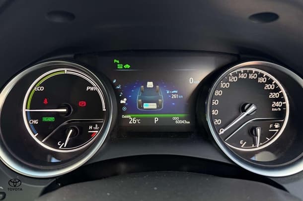 2019 Toyota Camry Hybrid Ascent Sport image 18