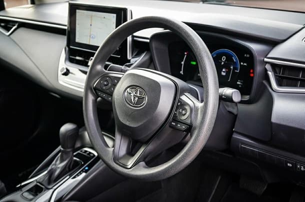 2024 Toyota Corolla Sedan Hybrid Ascent Sport image 14