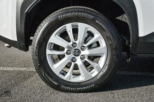 2023 Toyota Yaris Cross Hybrid GXL image 9