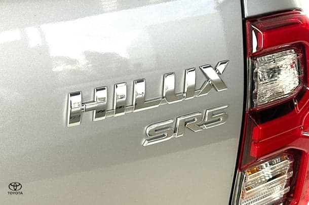 2022 Toyota Hilux SR5 image 30