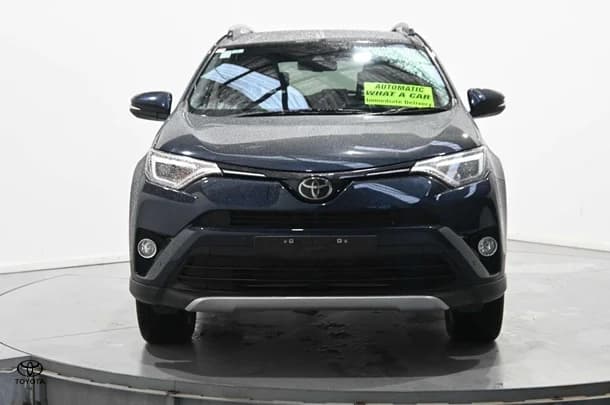 2018 Toyota RAV4 GXL AWD image 2