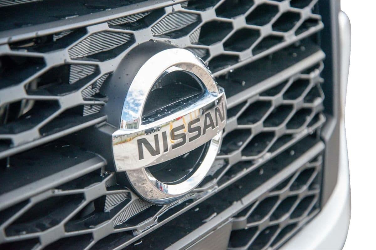 2025 Nissan Navara SL D23 Manual 4x2 MY24 image 8