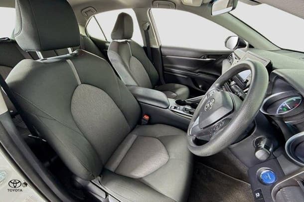 2021 Toyota Camry Hybrid Ascent image 11