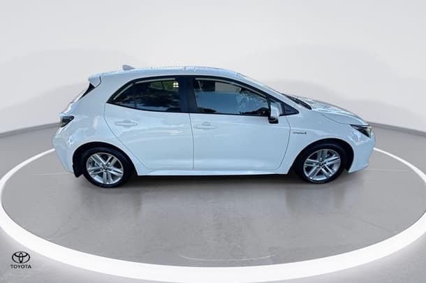 2021 Toyota Corolla Ascent Sport image 9