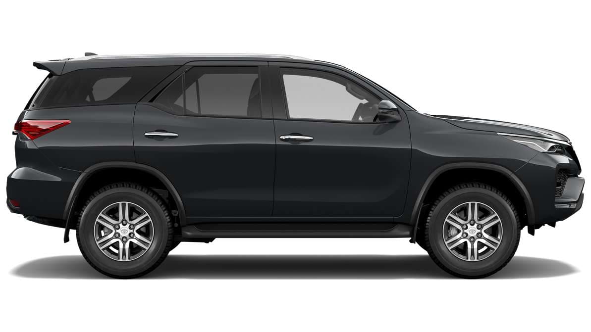 2024 Toyota Fortuner GXL Automatic image 2