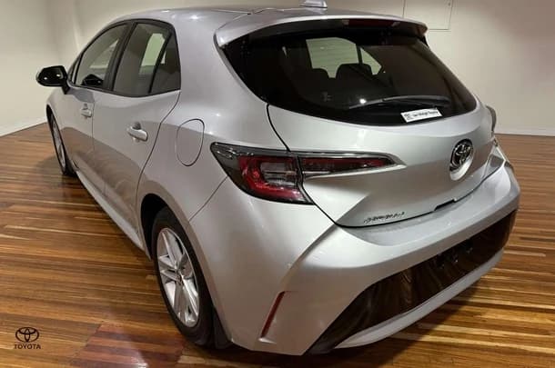 2021 Toyota Corolla Ascent Sport image 2
