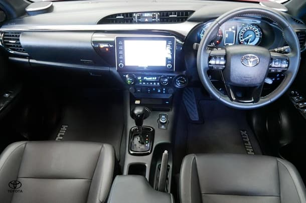 2024 Toyota Hilux 4x4 Rogue image 9