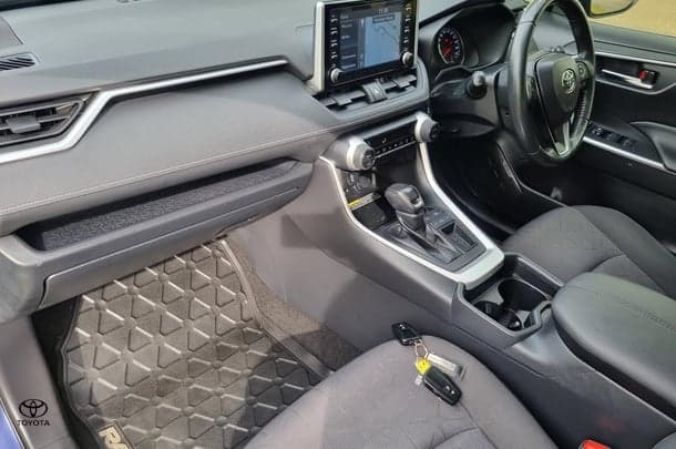2021 Toyota RAV4 GXL-2WD image 10