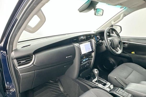 2021 Toyota Fortuner GXL image 19