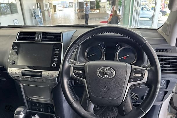 2022 Toyota Prado GXL image 21