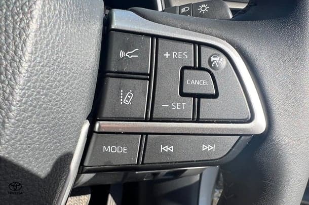 2024 Toyota Kluger GX image 15