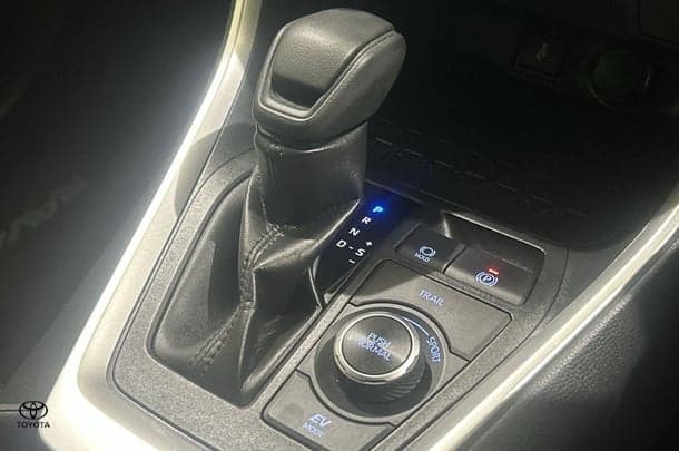 2021 Toyota Rav4 Hybrid GX AWD image 24