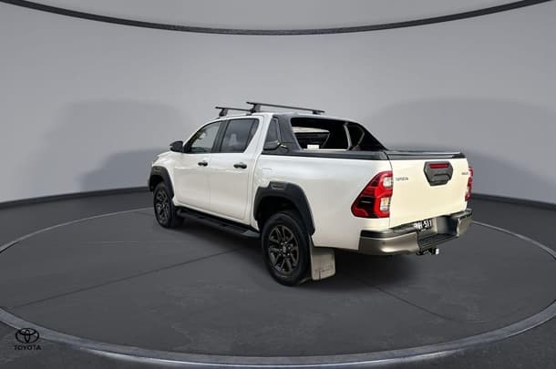 2020 Toyota HILUX Rogue image 6