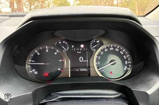 2021 Toyota Prado VX image 17