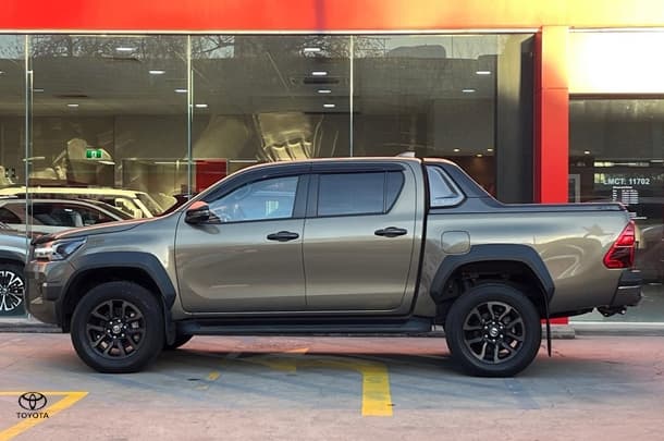2023 Toyota Hilux 4x4 Rogue image 6