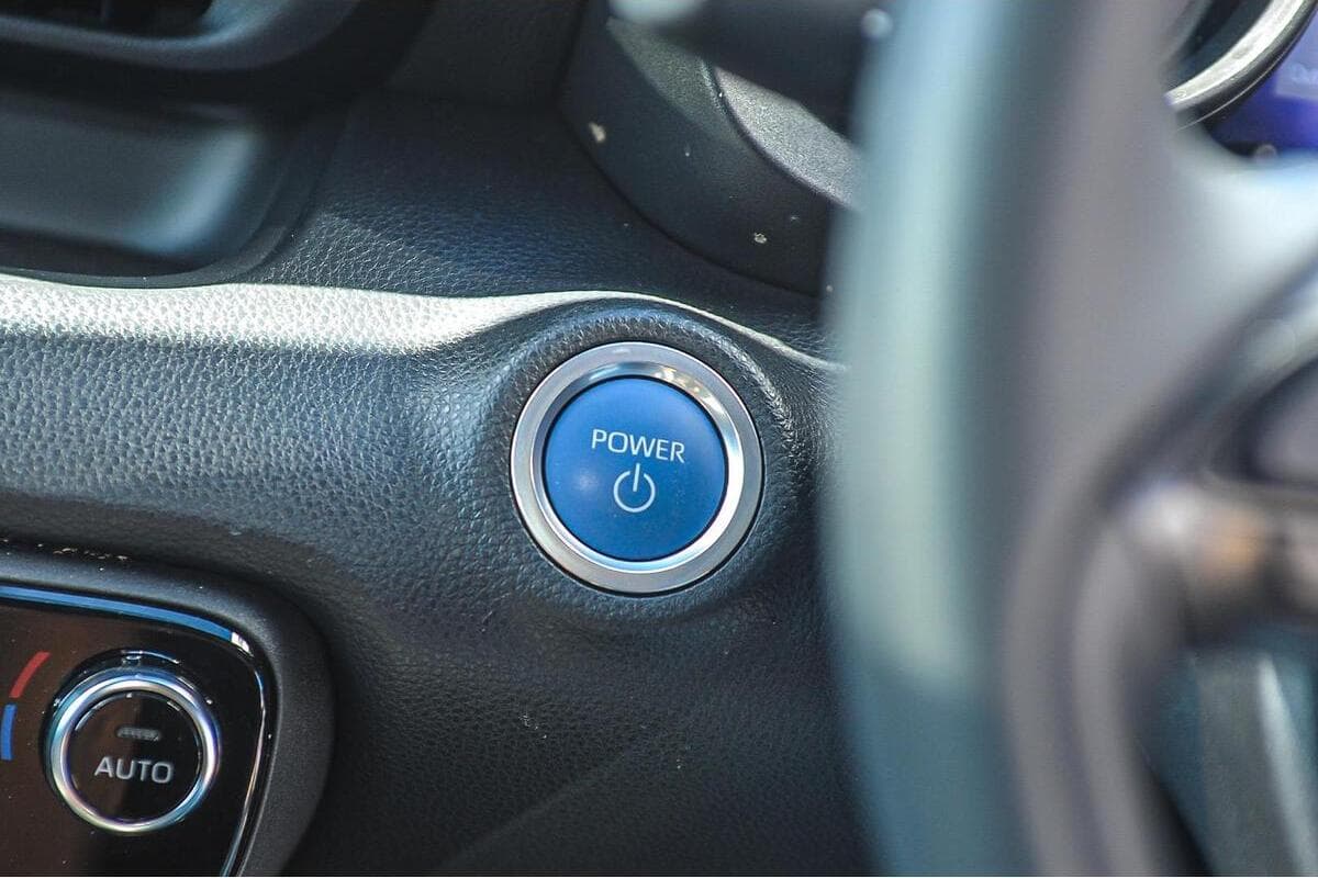 2024 Toyota Yaris ZR Hybrid Auto image 15