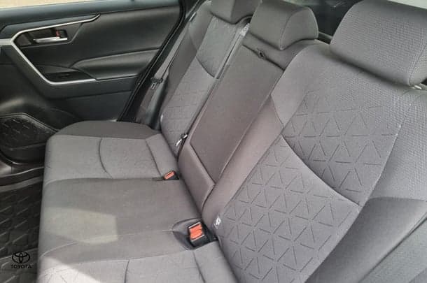 2021 Toyota RAV4 GXL-2WD image 13